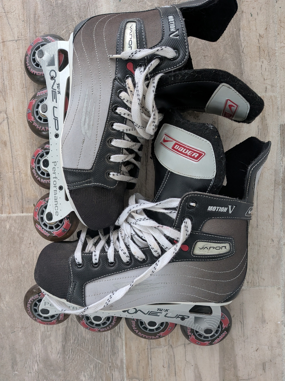Bauer Vapor Motion V Men's Inline Roller Hockey Skates - Gray & Black